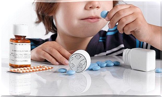 Self-medication in children can lead to poisoning and even more serious death.