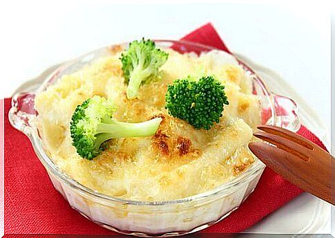 Cheese recipes with cauliflower in the oven.