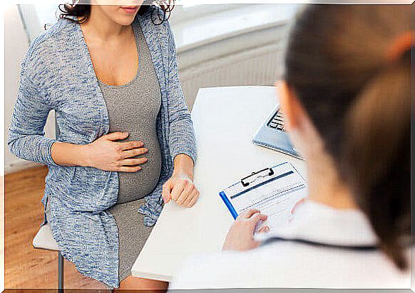 Being pregnant after 35 requires extra monitoring during pregnancy